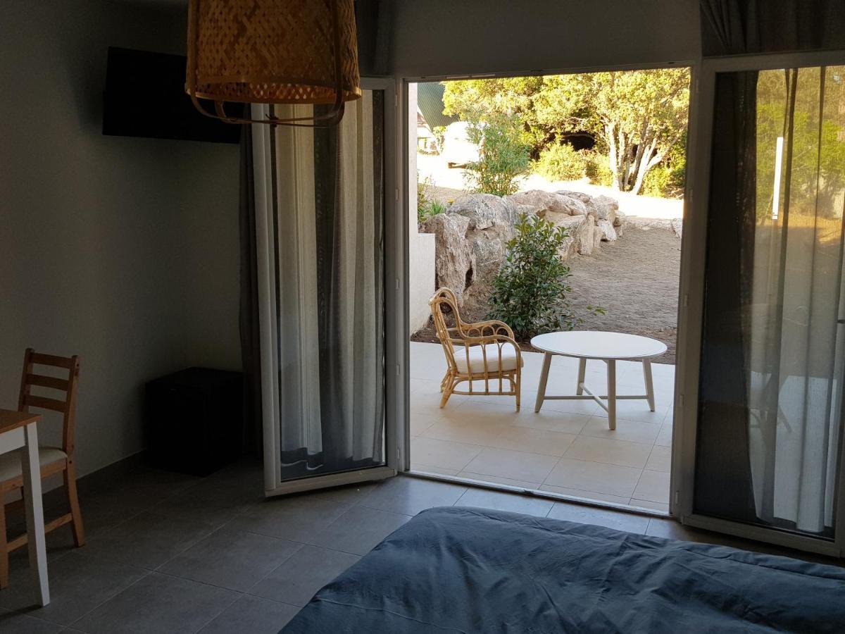 Les Terrasses D'Arutoli Bed and Breakfast Porto-Vecchio  Exteriör bild